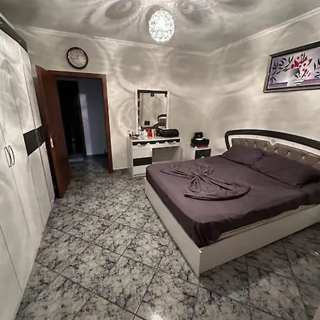 The Metropolitan Apartmant Apartman *